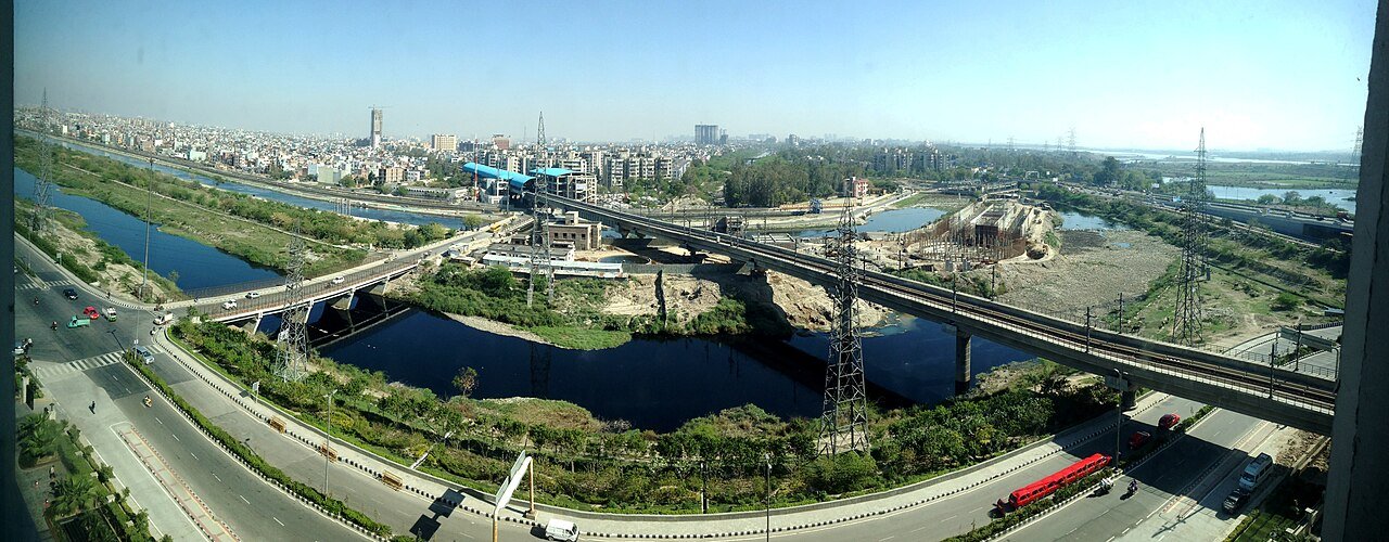 Corner Plot near Noida Expressway, Sector 137